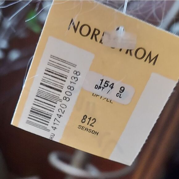 Beautiful Knit Sweater Handmade Knit NORDSTROM Size see measurements - Picture 13 of 13